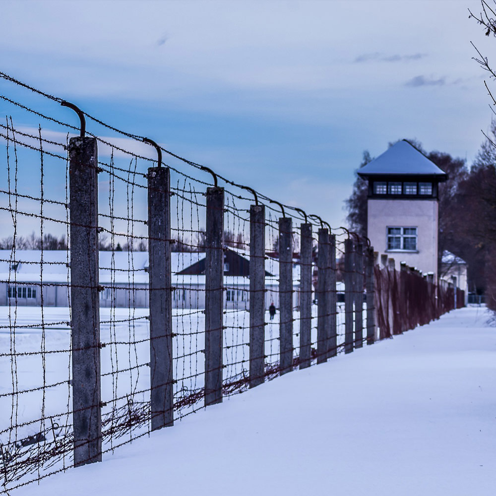 Zwiedzanie-Monachium-KZ-Dachau-Wachtuerme