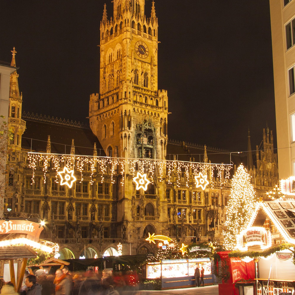 Zwiedzanie-Monachium-Marienplatz-Muenchen-Weihnachten